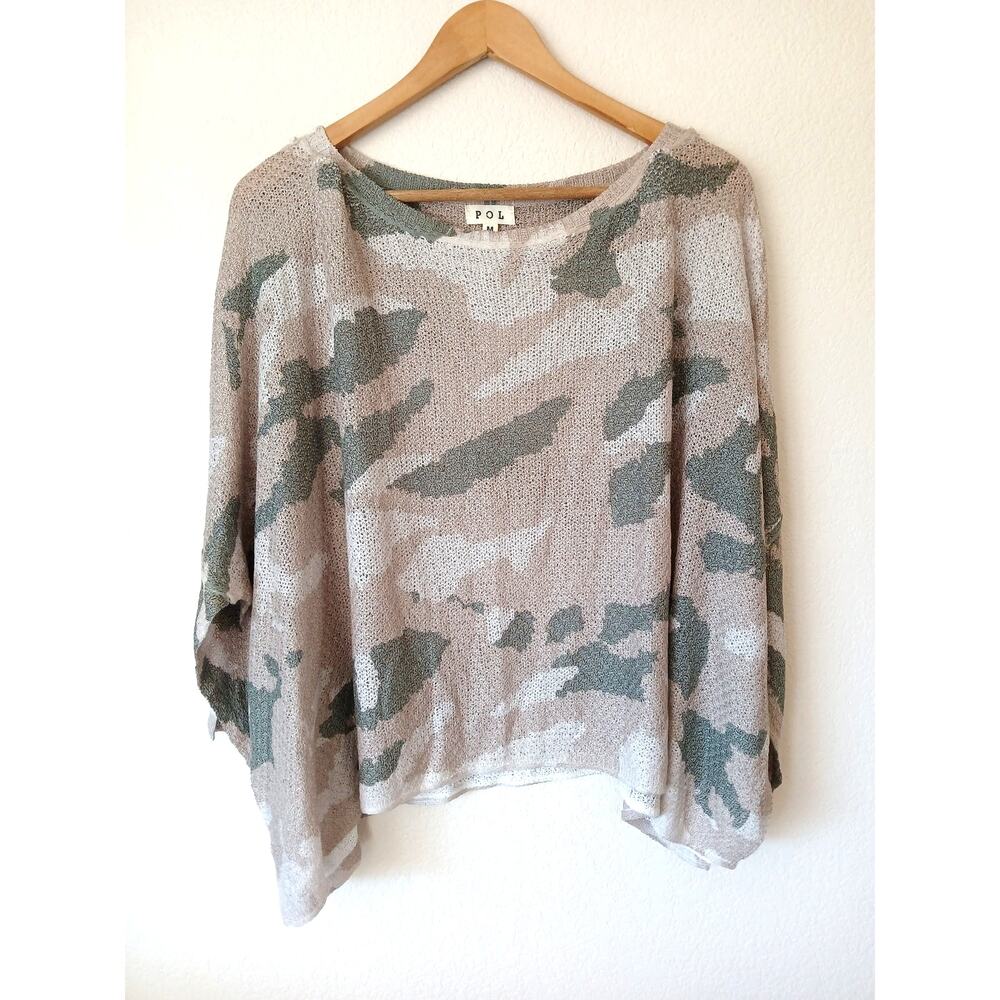 POL Women's Lightweight Camo-Print Sweater Top in Beige and Green